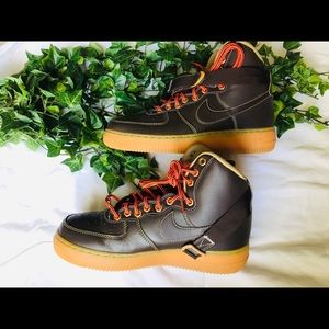 ✨BRAND NEW✨ Nike Air Force 1 High '07 9.5